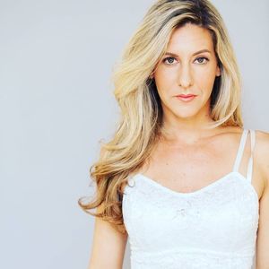 Meet your Posher, Maya